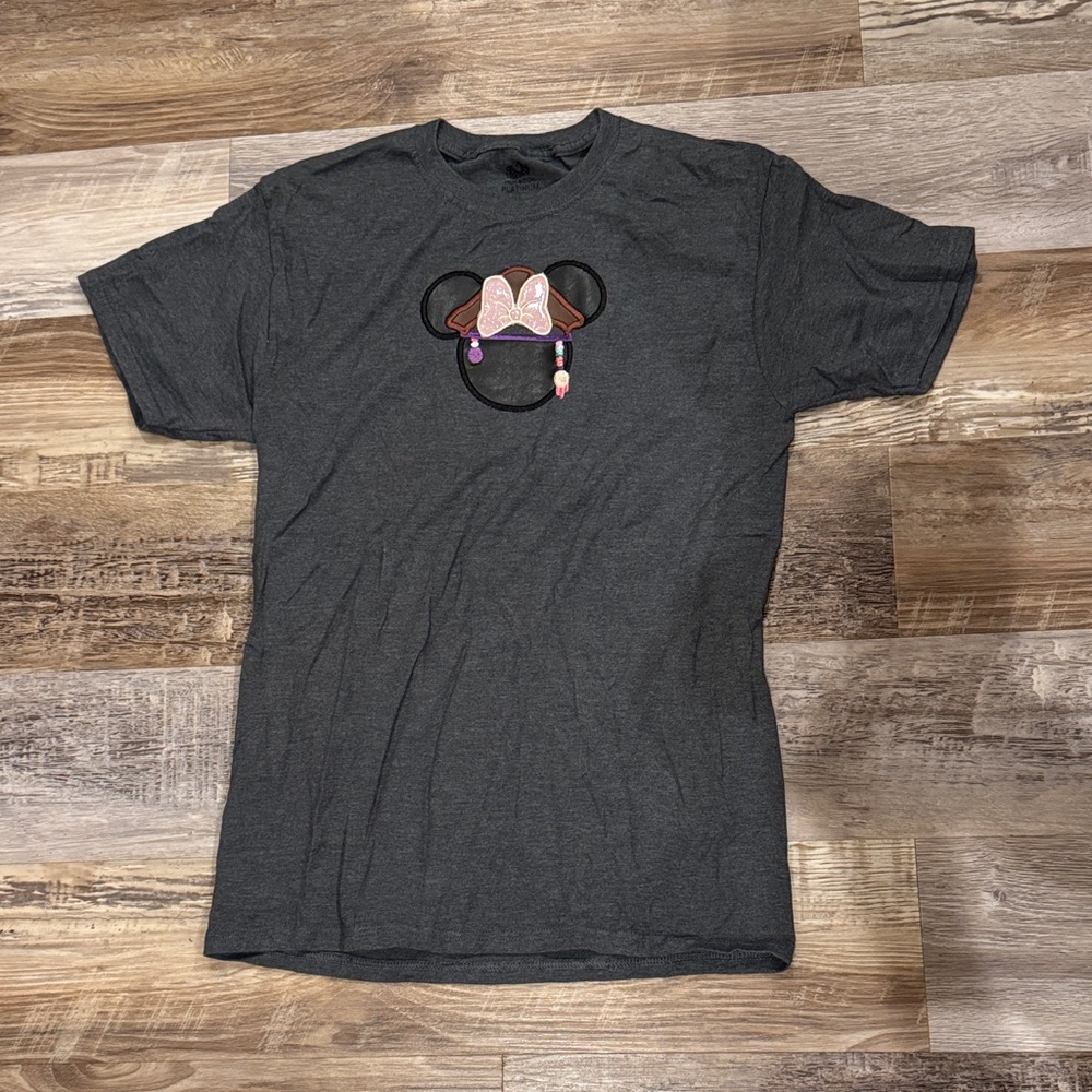 Gray T-Shirt with Bear Graphic